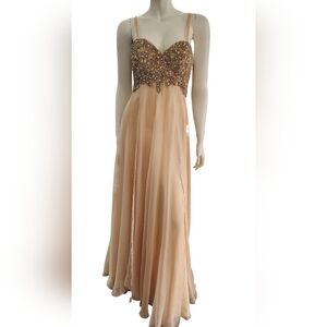 Jovani Elegant Beaded Prom Dress Evening Gown Size 6